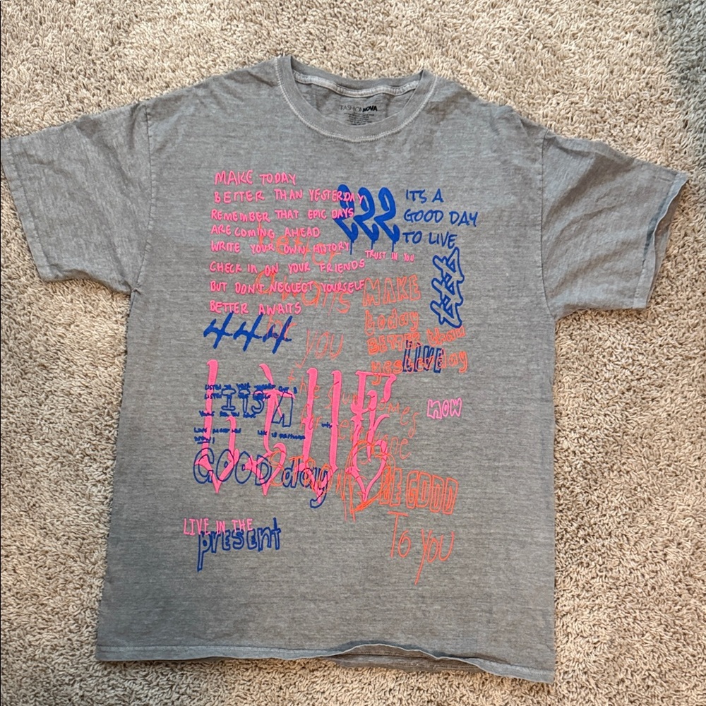 Gray Graphic M T-Shirt